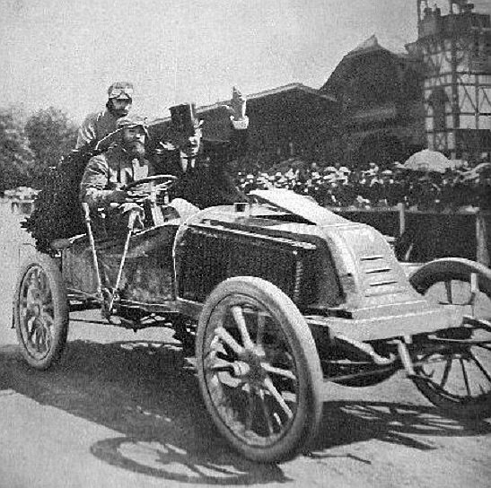 nb avd Marcel Renault vainqueur de Paris-Vienne 1902 sur Renault Type K