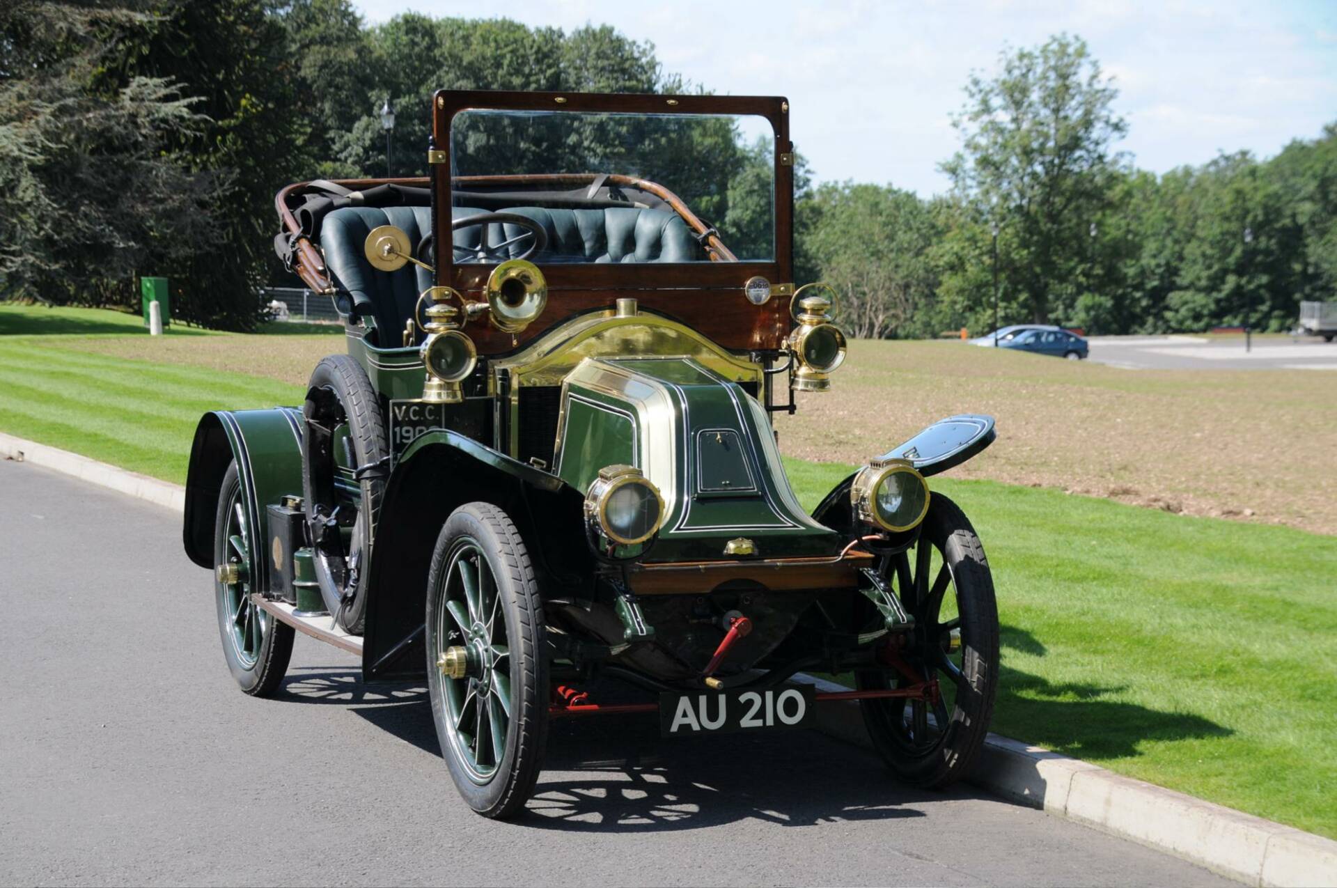 verte avd vehicle ad standard image 8c3f62277b51a5f5f4b1a96e29b90b30